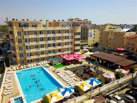 Витязево гостиницы с бассейном